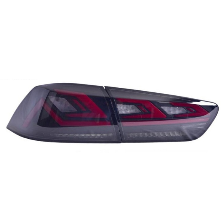 MISTUBISHI LANCER X - Feux arrières à LED